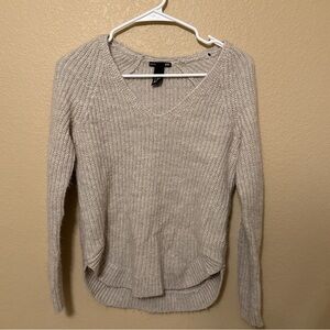 H&M cream/tan sweater
